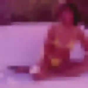 Rejoins Sara, 25 ans à Thil gratuitement