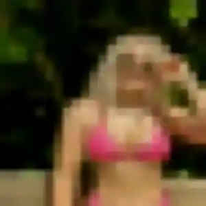 Soraya (26 ans) à Thiviers cherche un plan cul maintenant