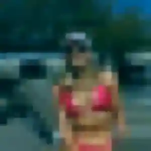 Photo de Aurelie à Thoiry (27 ans) - plan cul sans inscription