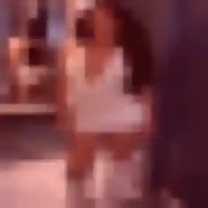 Sonia, 31 ans, en ligne à Tillenay pour une rencontre coquine