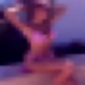 Photo de Noura à Tracy-le-Mont (43 ans) - plan cul discret