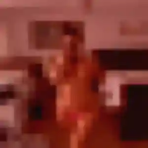 Alicia, fille de 28 ans veut plan cul à Trémont-sur-Saulx