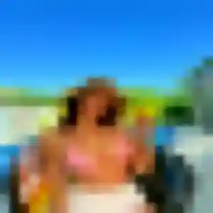Kenza de Trilbardou, 37 ans - plan cul discret