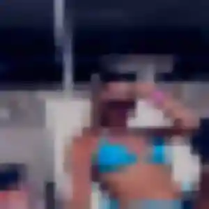Albertine, femme de 28 ans propose plan cul à Upie