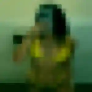 Agnes, femme de 28 ans veut plan cul à Uzemain