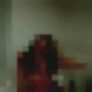 Nicole, femme de 26 ans cherche plan cul à Uzos