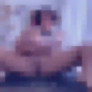 Rania, 30 ans, en ligne à Val d'Oingt pour une rencontre coquine