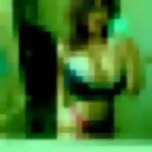 Flavie, 38 ans, connectée à Valravillon pour une rencontre coquine