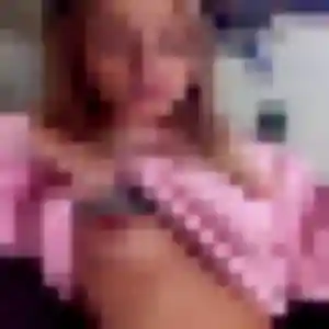 Mathilde, 39 ans, disponible à Varennes-Changy pour un plan cul
