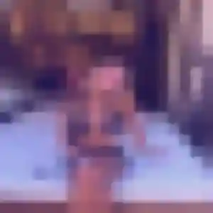 Photo privée de Regine, 25 ans à Varennes-en-Argonne - plan discret