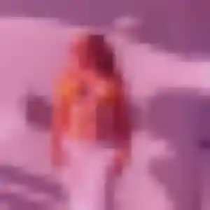 Faustine, 22 ans, disponible à Vaux-sur-Mer pour un plan cul