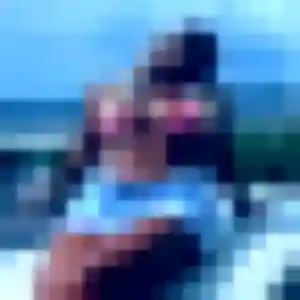 Svetlana, 26 ans, connectée à Vayres pour une rencontre coquine