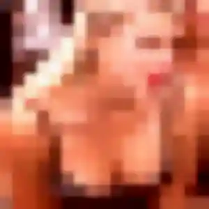 Photo de Olympe à Verneuil-l'Étang (32 ans) - plan cul gratuit