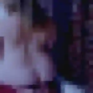 Lou-Anne, 26 ans, en ligne à Vernouillet pour une rencontre coquine