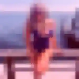 Découvre Samira, 31 ans à Verton gratuitement