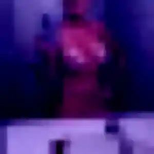 Harmony, 38 ans, connectée à Vertrieu pour une rencontre coquine
