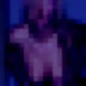 Viviane, 24 ans, connectée à Vesly pour une rencontre coquine