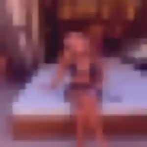 Capucine, fille de 32 ans propose plan cul à Vignacourt