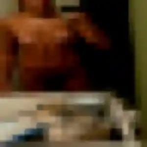 Découvre Karima, 32 ans à Vigneux-sur-Seine en privé