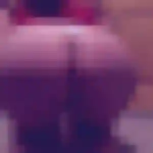 plan cul à Villages du Lac de Paladru : photo de Eugenie, 24 ans - accès libre