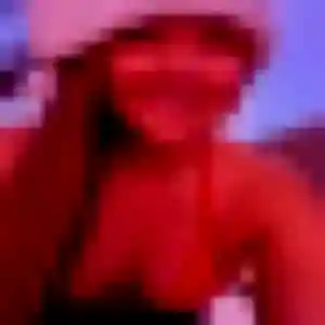 Jolie Kim, 30 ans à Villecroze - voir sa photo