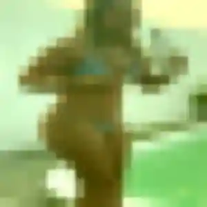 Ibtissam de Villemoustaussou, 38 ans - plan cul discret