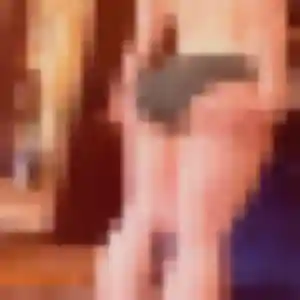 Sylvie, 33 ans, dispo pour plan cul à Villeneuve-Saint-Germain