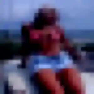 Axelle, femme de 31 ans veut plan cul à Villette-de-Vienne