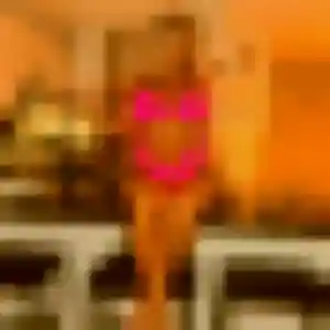 Debora de Vincennes, 22 ans - plan cul discret