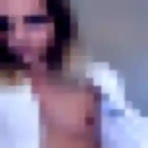 Flore, femme de 30 ans veut plan cul à Viré