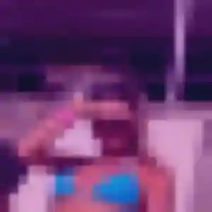 Photo privée de Geneve, 42 ans à Viuz-en-Sallaz - rencontre sans lendemain