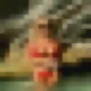 Photo sexy de Phoebe, 25 ans à Vraiville - plan discret