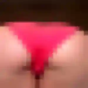 Sixtine, 26 ans, dispo pour plan cul à Ygos-Saint-Saturnin